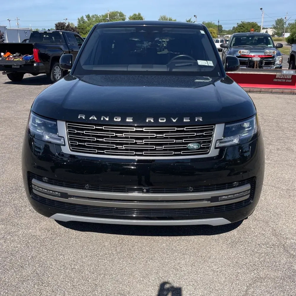 2023 Land Rover Range Rover P530 SE