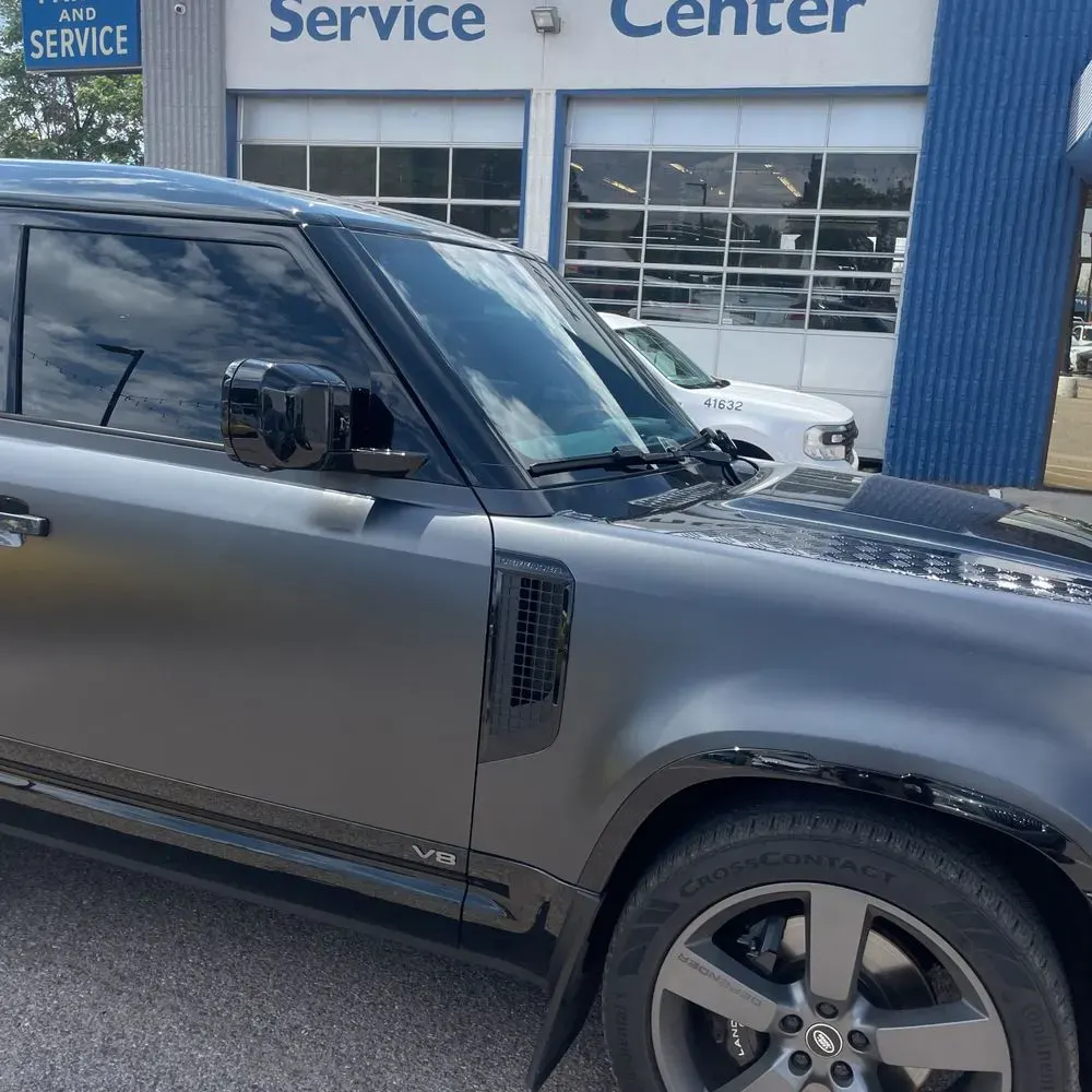 2024 Land Rover Defender 90 V8 Carpathian Edition