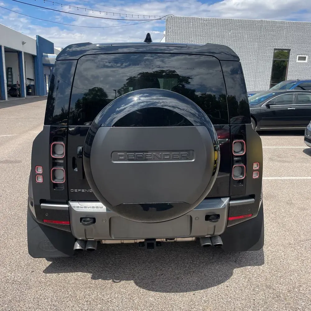 2024 Land Rover Defender 90 V8 Carpathian Edition