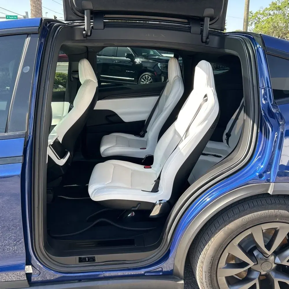 2022 Tesla Model X Plaid