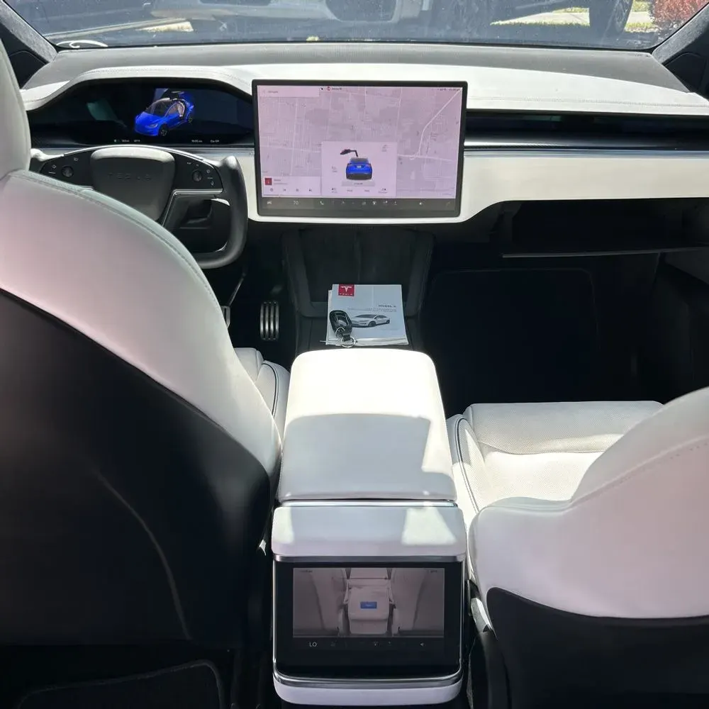 2022 Tesla Model X Plaid