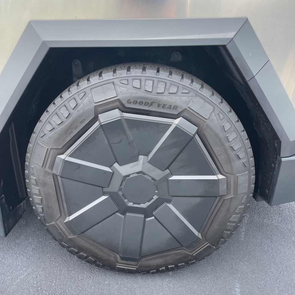 2024 Tesla Cybertruck Base