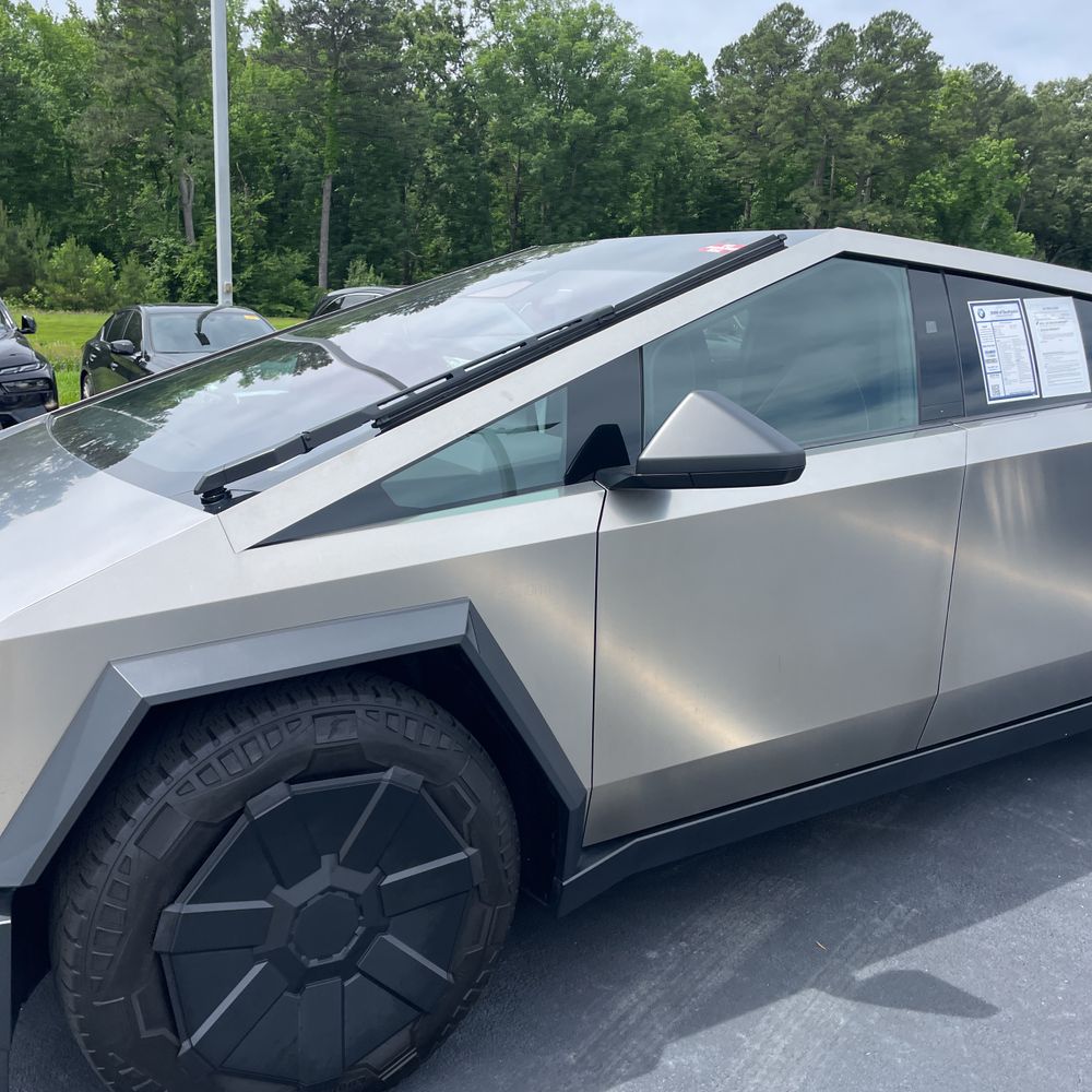 2024 Tesla Cybertruck Base