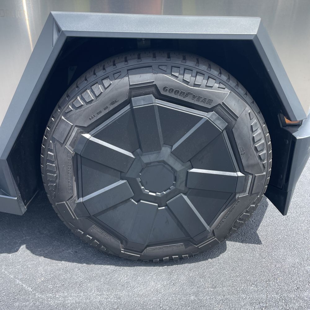 2024 Tesla Cybertruck Base