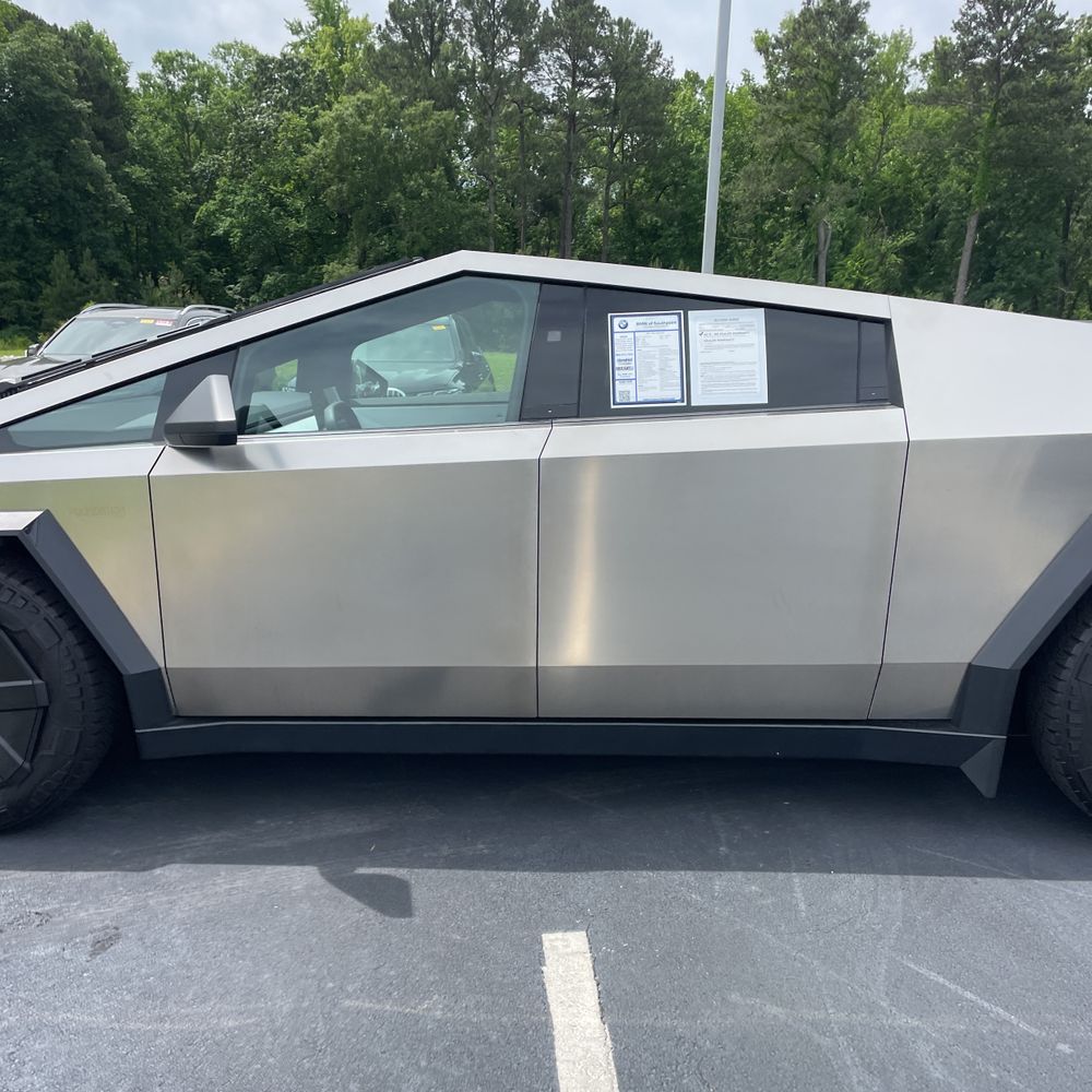 2024 Tesla Cybertruck Base