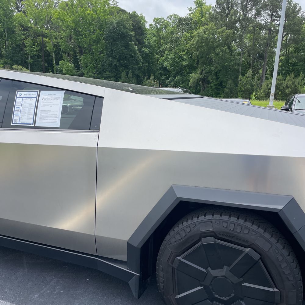 2024 Tesla Cybertruck Base