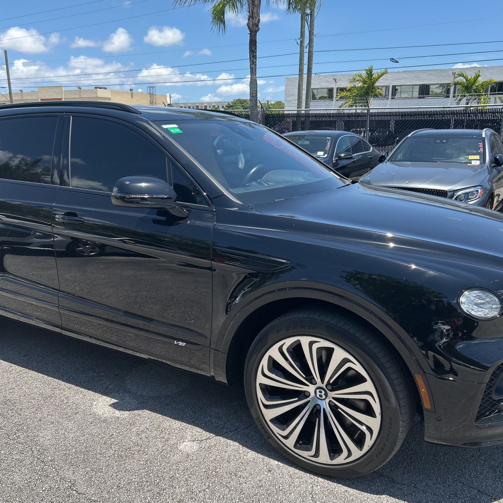 2021 Bentley Bentayga V8