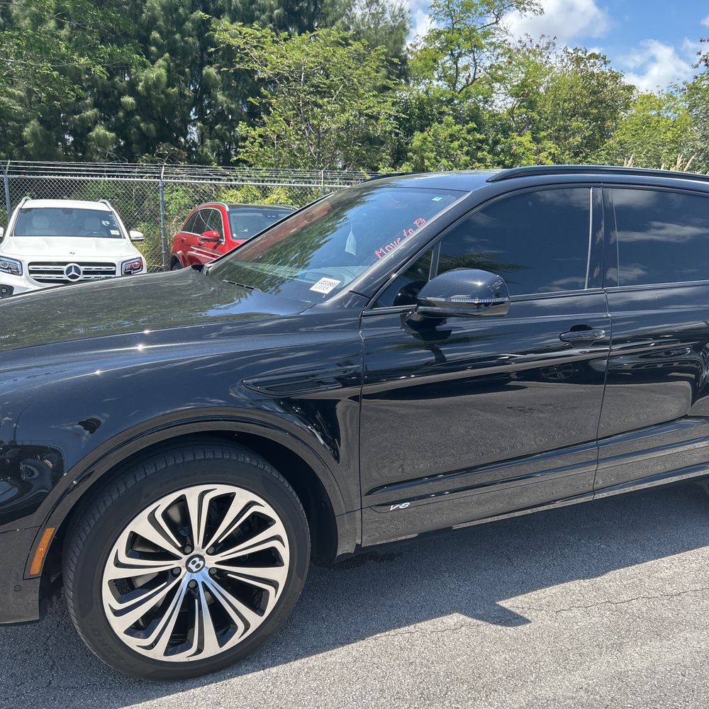 2021 Bentley Bentayga V8