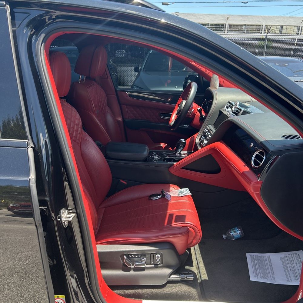 2021 Bentley Bentayga V8