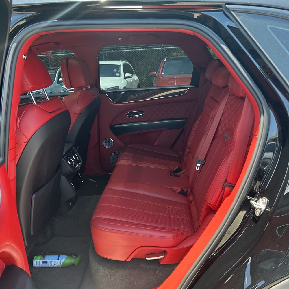 2021 Bentley Bentayga V8