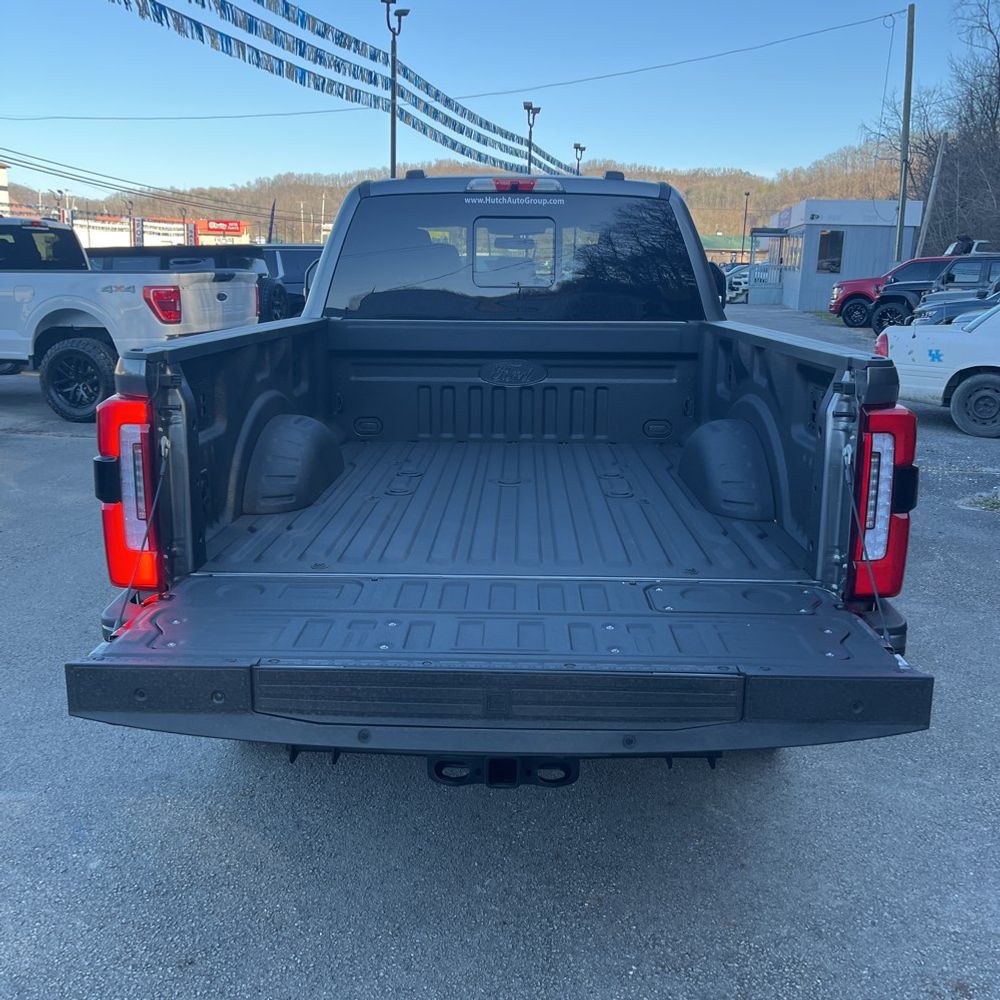 2024 Ford F-250 Super Duty Platinum