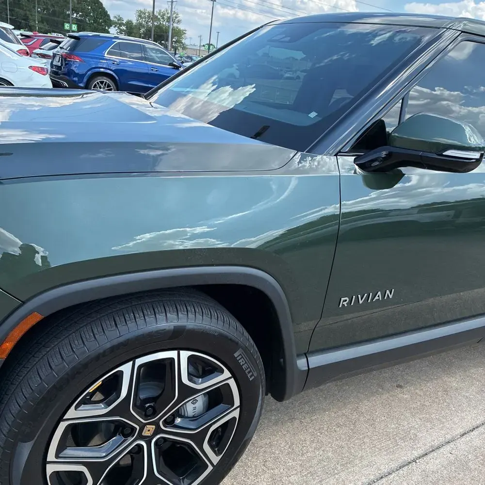 2025 Rivian R1T Adventure Dual-Motor