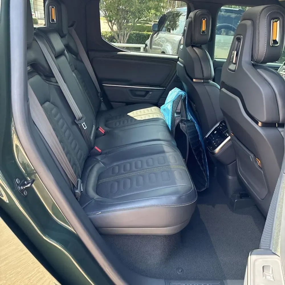 2025 Rivian R1T Adventure Dual-Motor