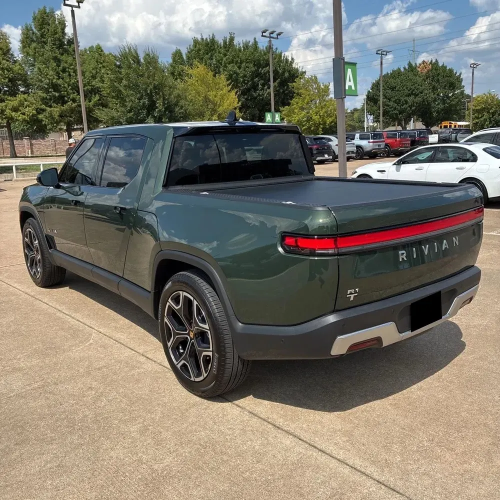 2025 Rivian R1T Adventure Dual-Motor