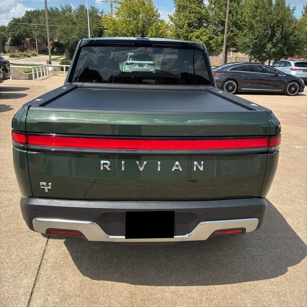 2025 Rivian R1T Adventure Dual-Motor