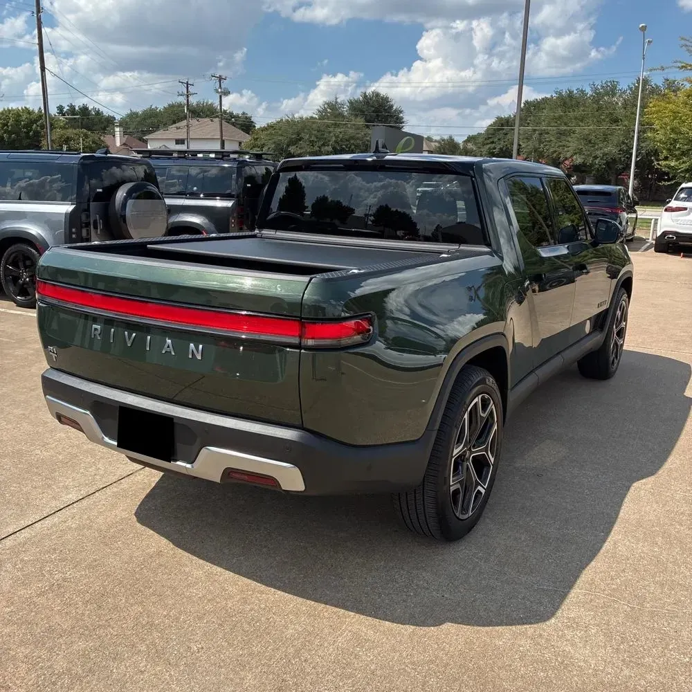 2025 Rivian R1T Adventure Dual-Motor