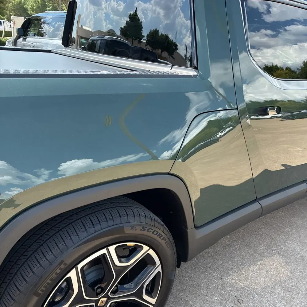 2025 Rivian R1T Adventure Dual-Motor