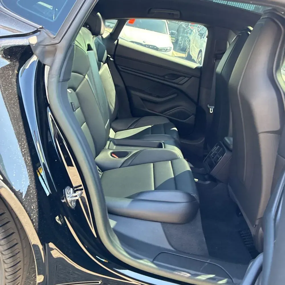 2023 Porsche Taycan Base