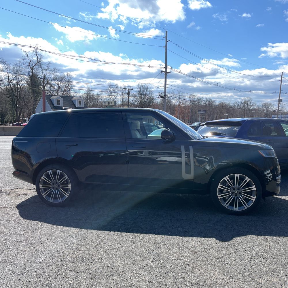 2023 Land Rover Range Rover P530 SE LWB