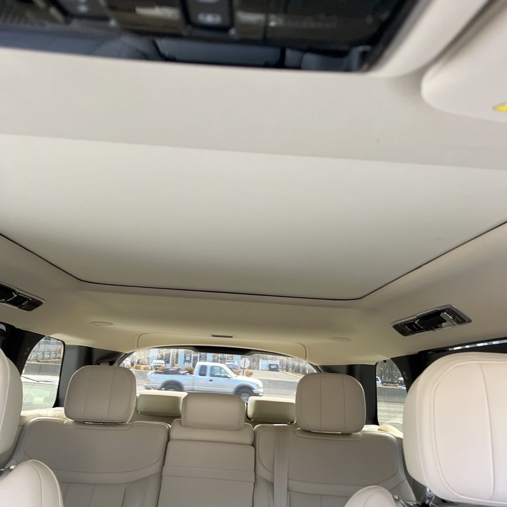 2023 Land Rover Range Rover P530 SE LWB