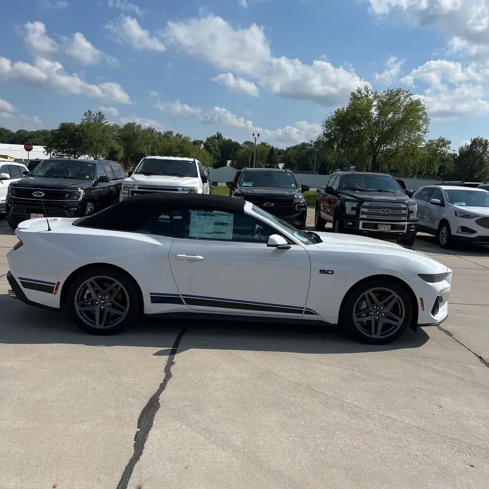 2024 Ford Mustang GT Premium