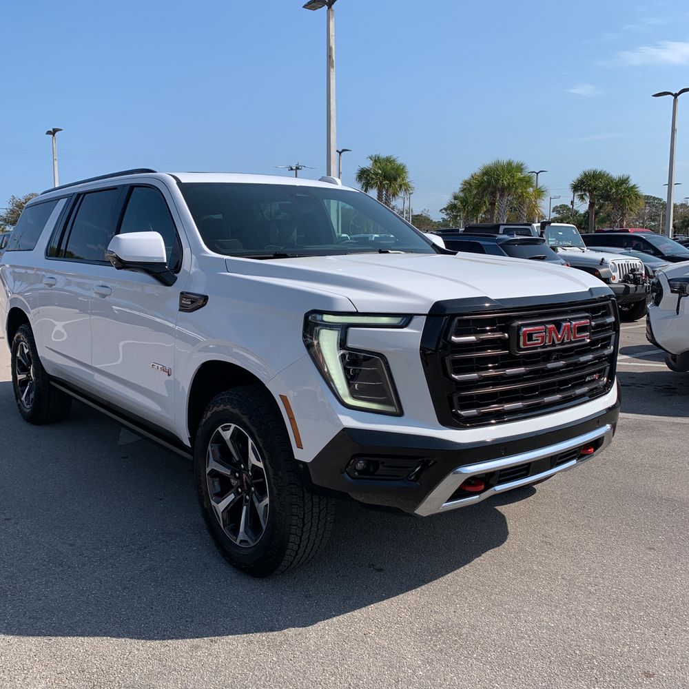 2025 GMC Yukon XL AT4 Ultimate