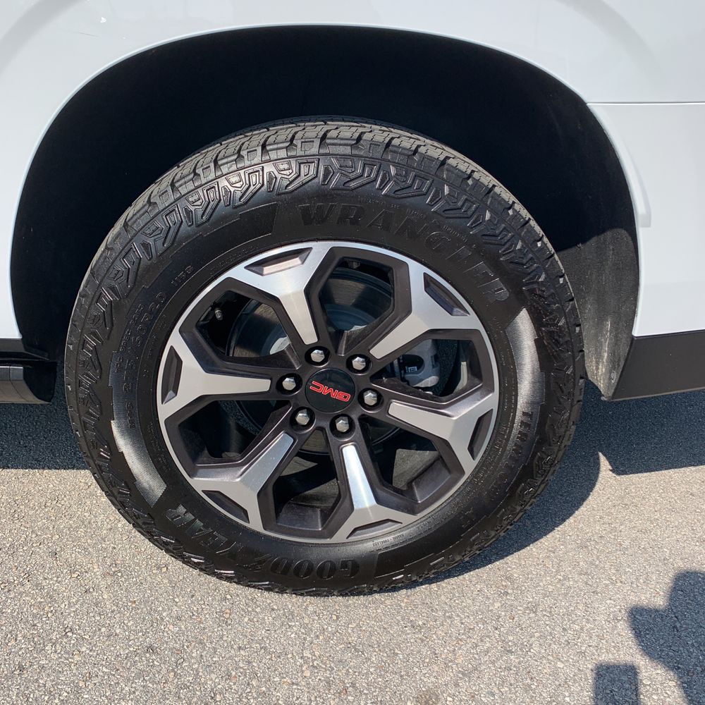 2025 GMC Yukon XL AT4 Ultimate