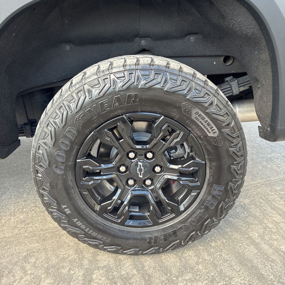 2023 Chevrolet Silverado 1500 ZR2