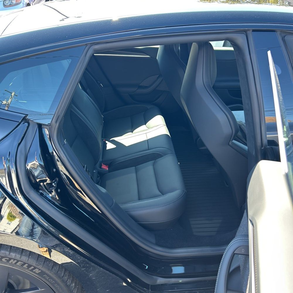 2025 Tesla Model S Plaid