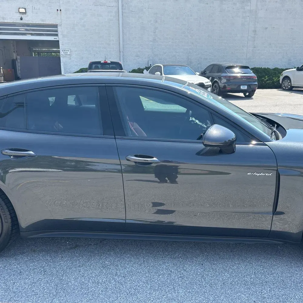 2025 Porsche Panamera 4 E-Hybrid