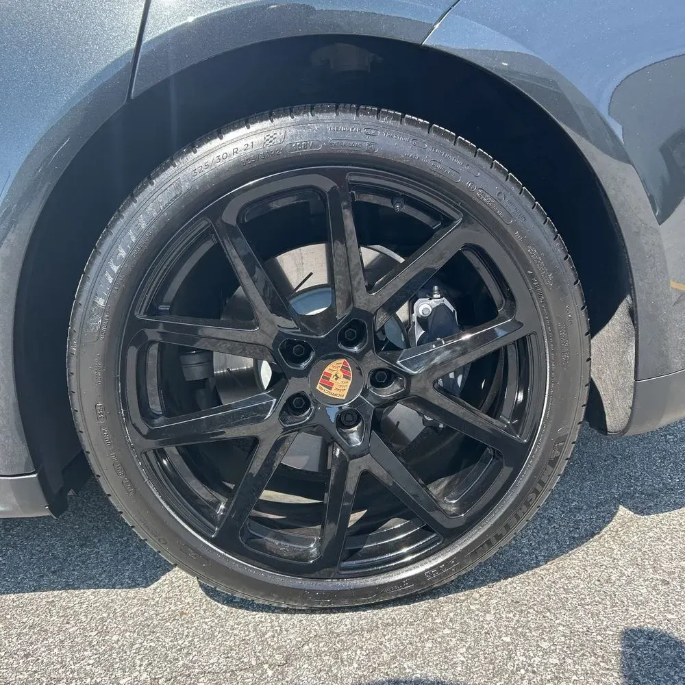 2025 Porsche Panamera 4 E-Hybrid