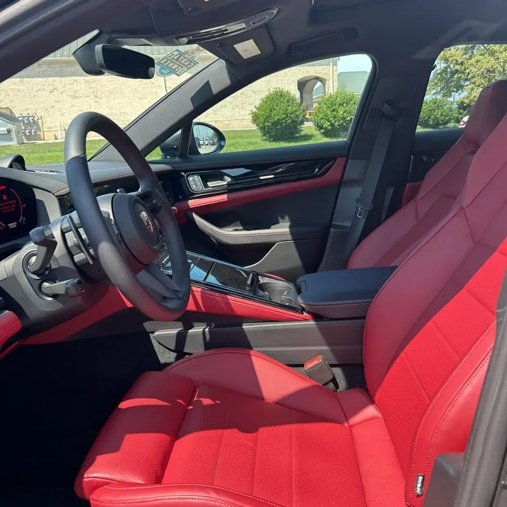 2025 Porsche Panamera 4 E-Hybrid