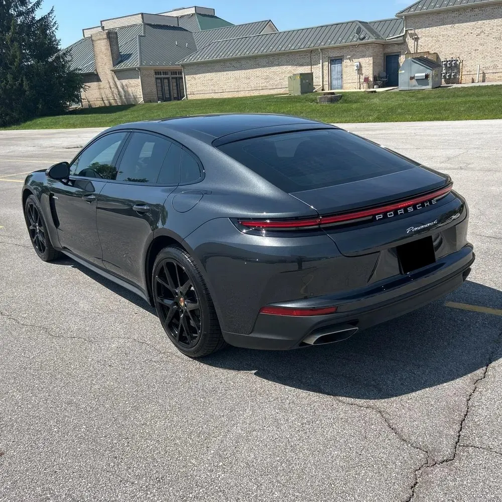 2025 Porsche Panamera 4 E-Hybrid