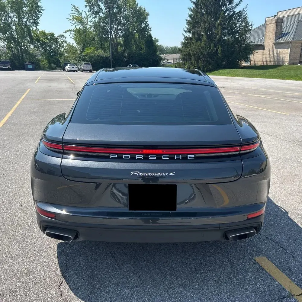 2025 Porsche Panamera 4 E-Hybrid