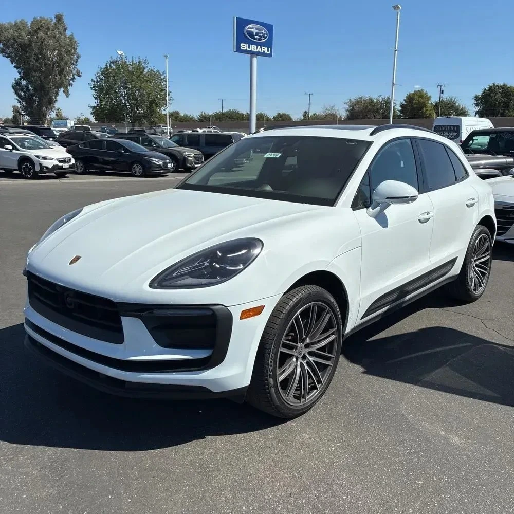 2024 Porsche Macan Base