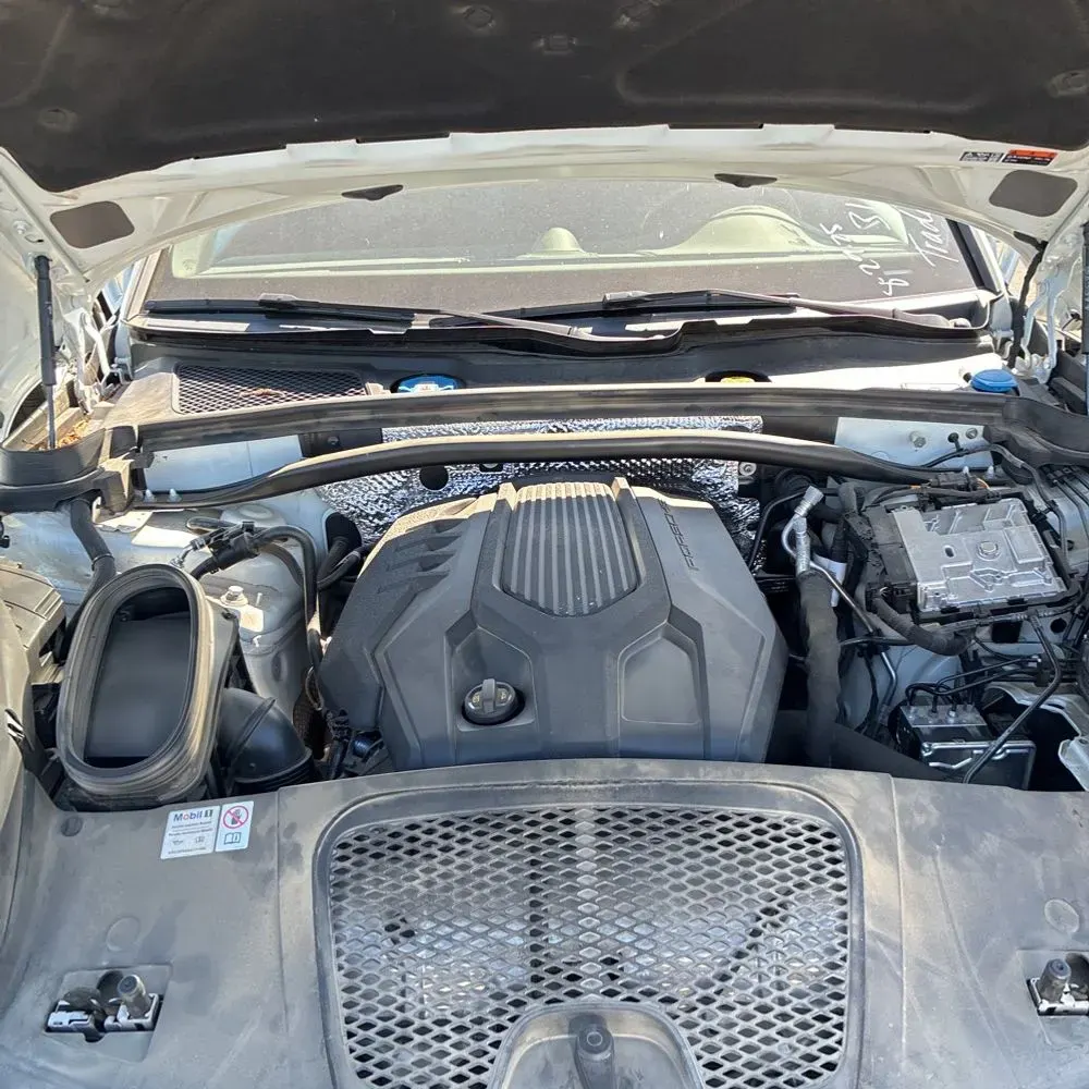 2024 Porsche Macan Base