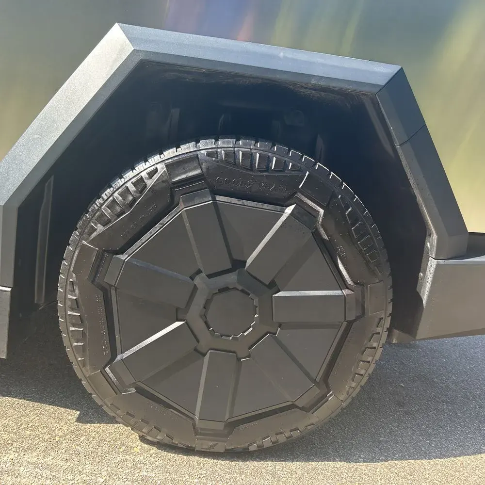 2024 Tesla Cybertruck Base
