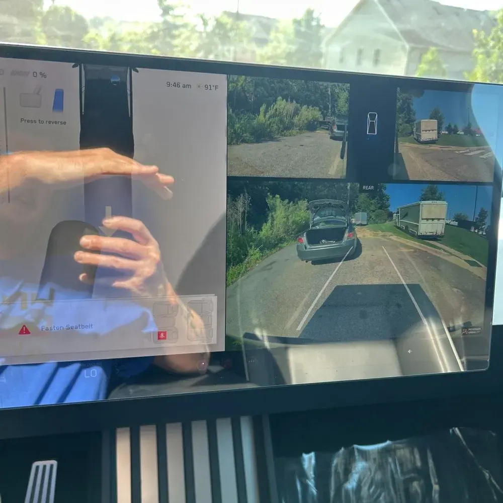 2024 Tesla Cybertruck Base