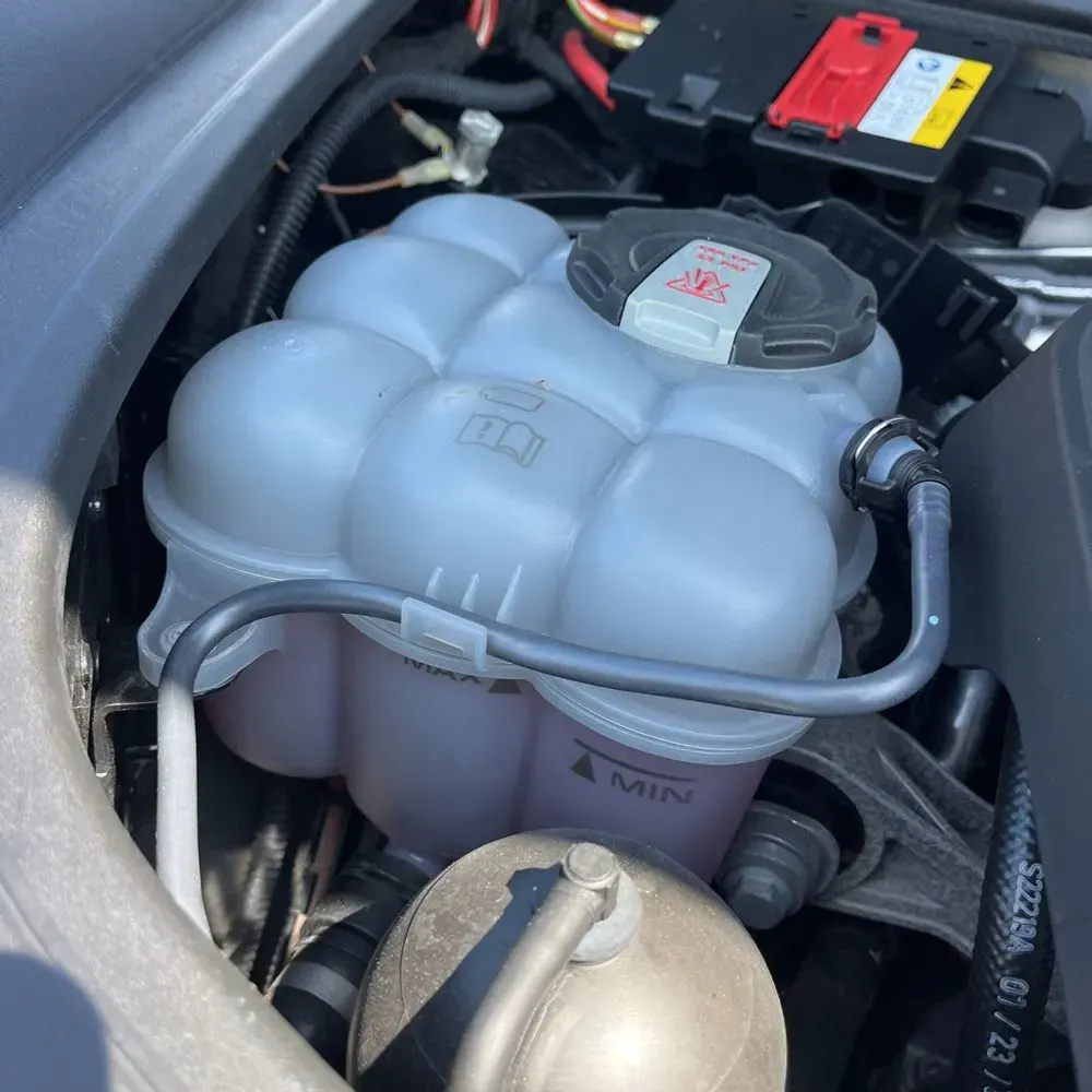 2022 Porsche Cayenne Turbo S E-Hybrid Coupe