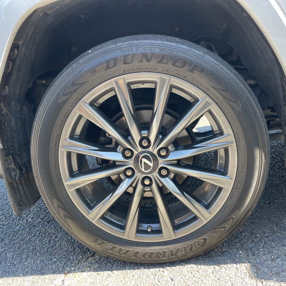 2023 Lexus LX 600 F SPORT Handling