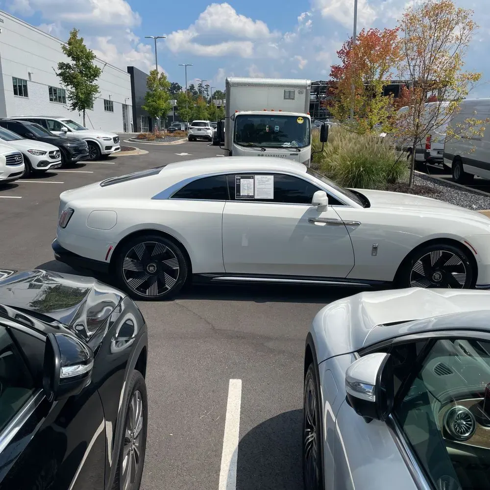2024 Rolls-Royce Spectre Base