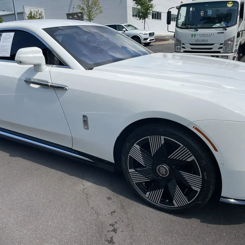 2024 Rolls-Royce Spectre Base