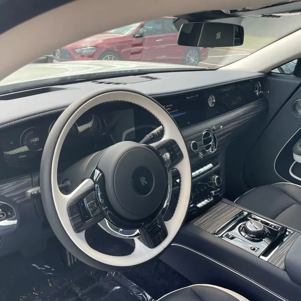 2024 Rolls-Royce Spectre Base