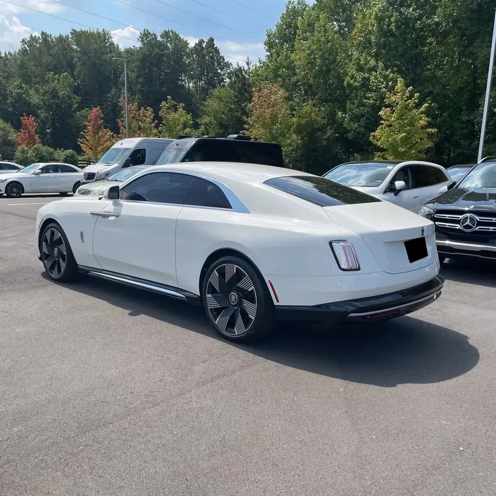 2024 Rolls-Royce Spectre Base