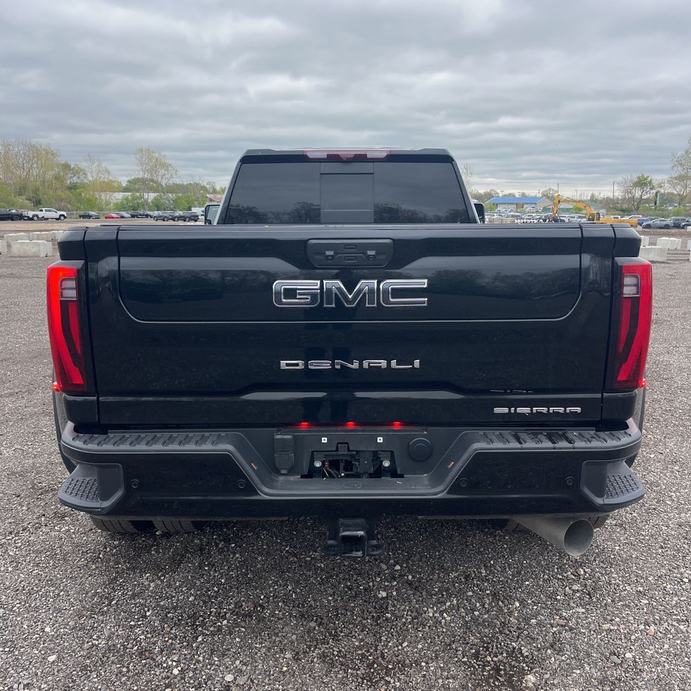 2024 GMC Sierra 3500 Denali Ultimate