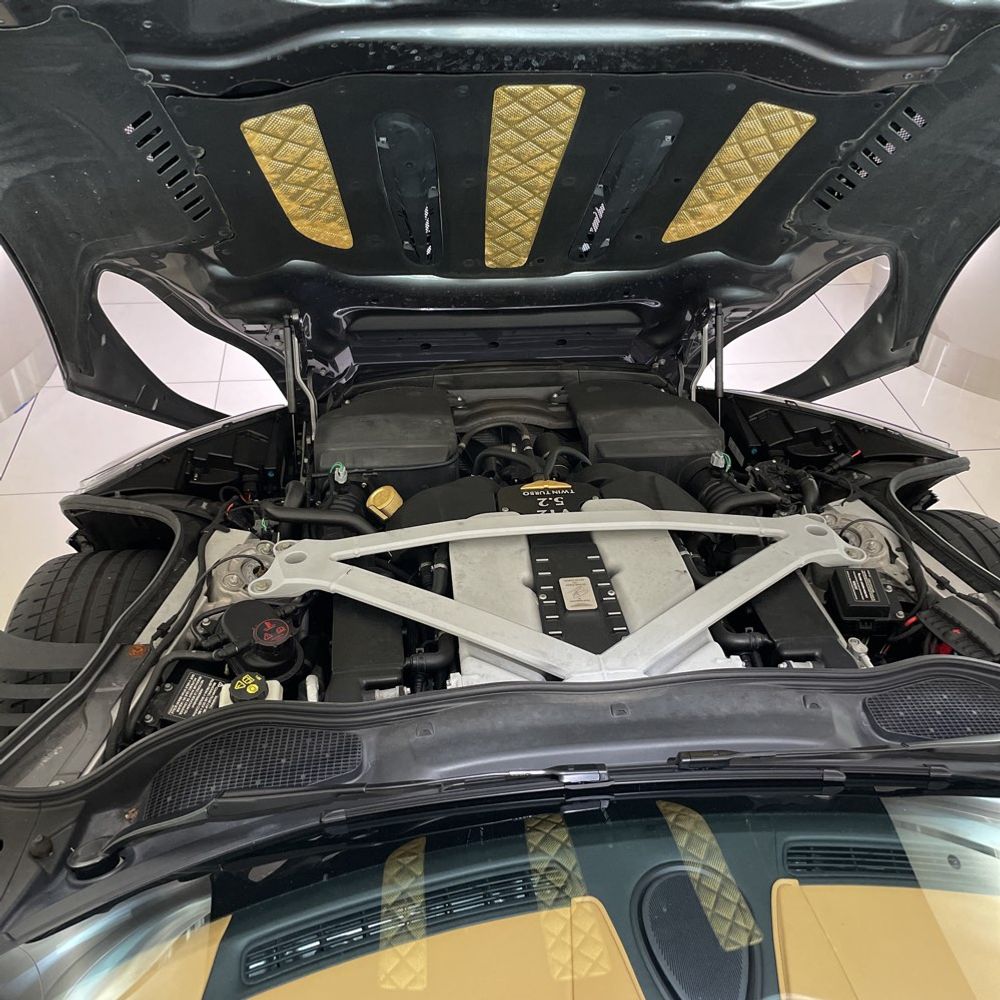 2017 Aston Martin DB11 Base