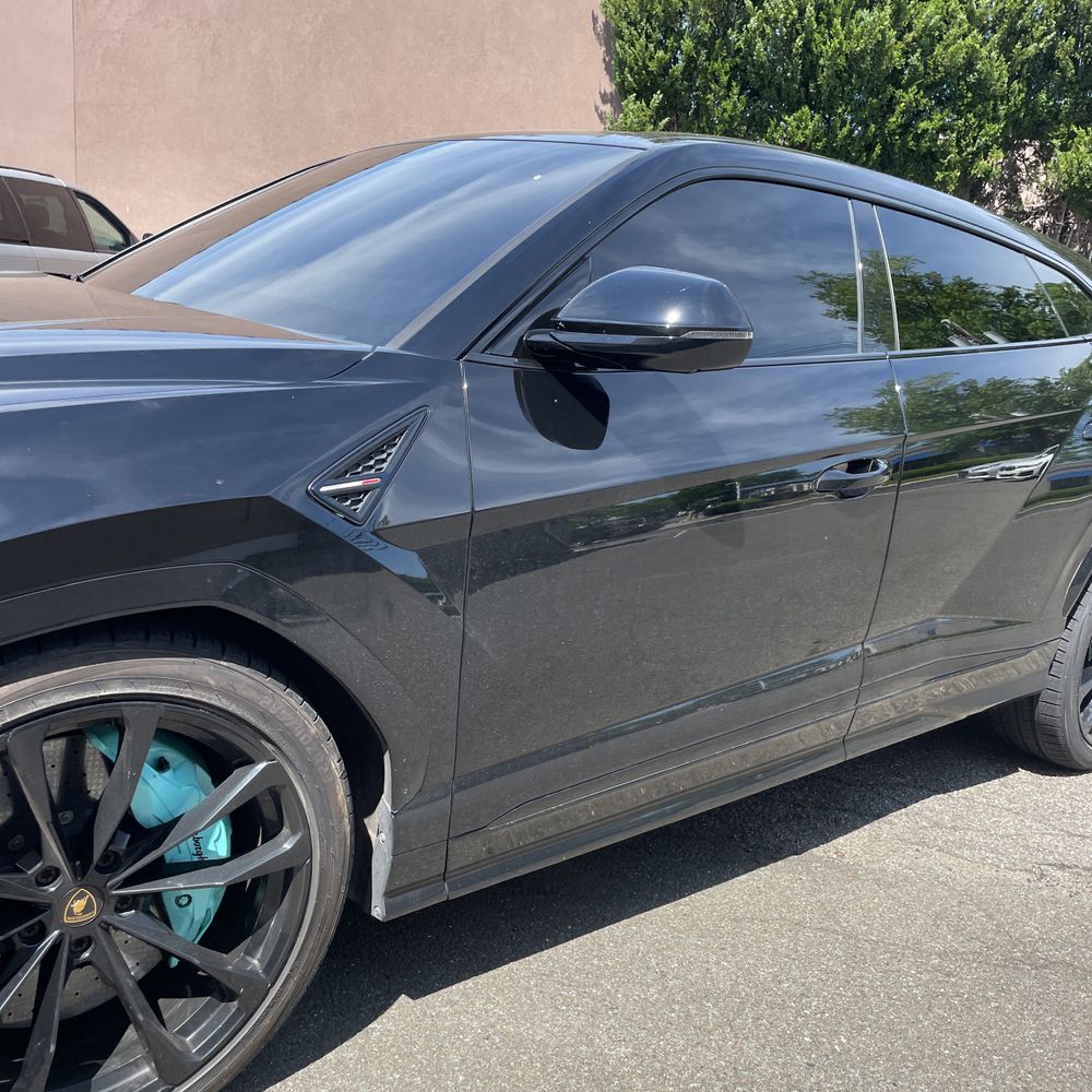 2020 Lamborghini Urus Base