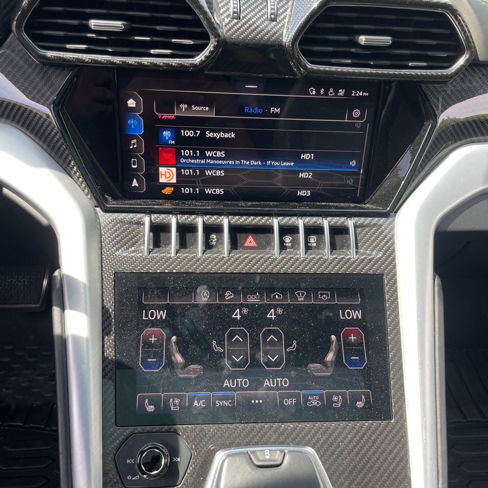 2020 Lamborghini Urus Base