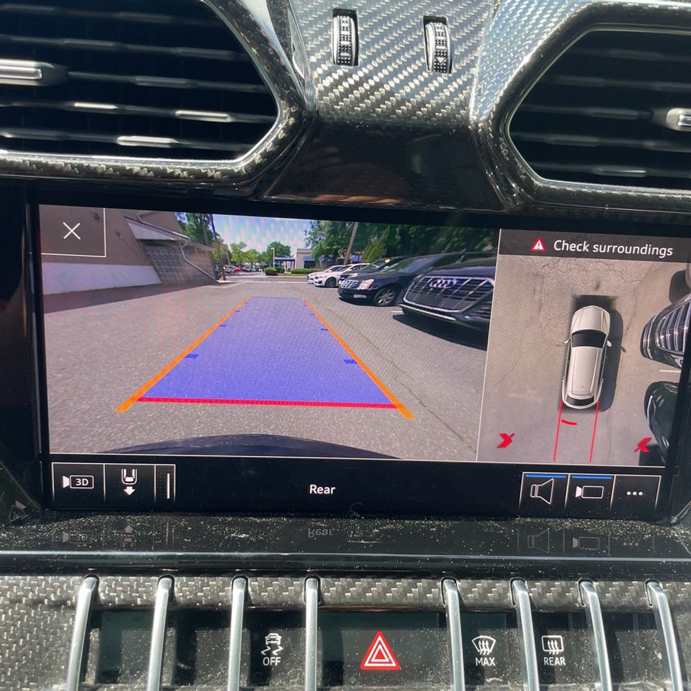 2020 Lamborghini Urus Base
