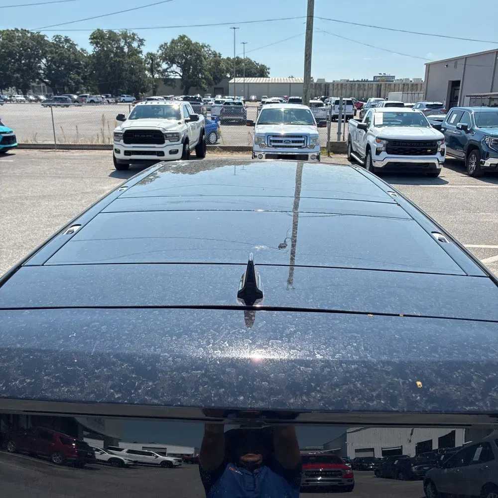 2025 Rivian R1S Adventure Dual-Motor